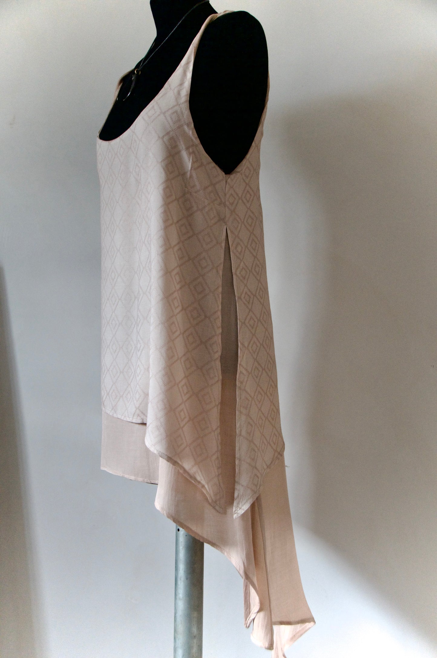 IDUNN Asymmetrical dress~ÃLOE VERA/SOYA SILK dusty champagne rose