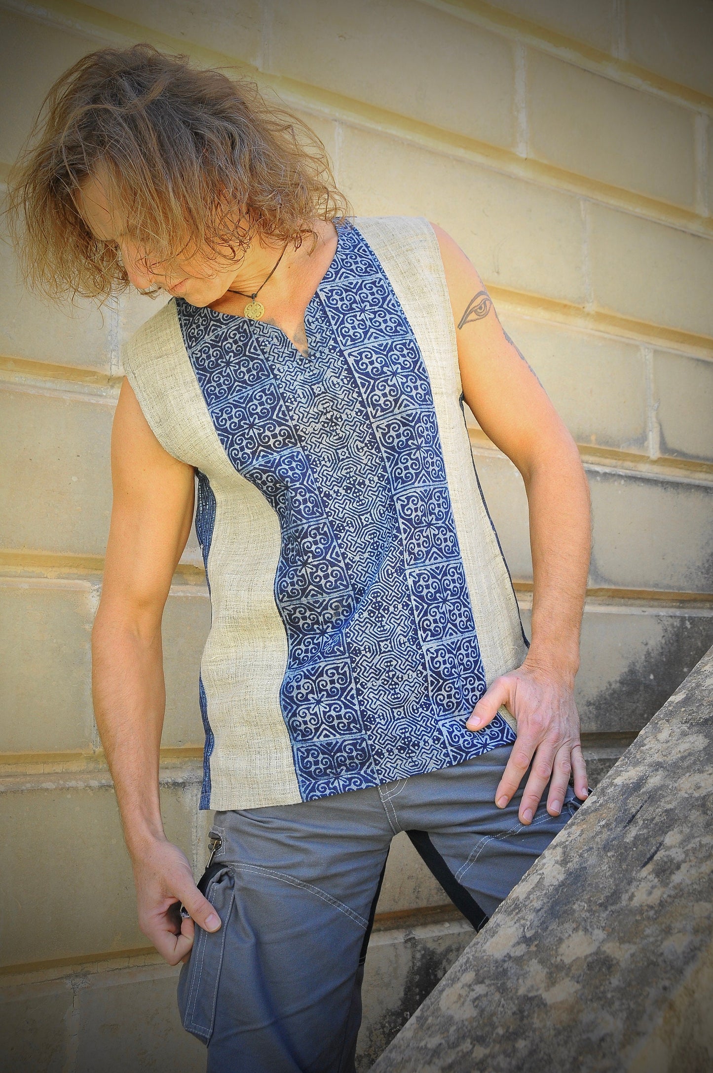 ARAGORN mens block print hemp top~Ivory sky
