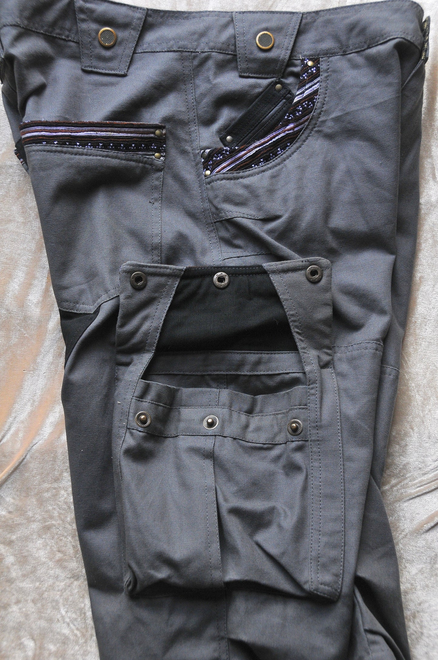 PIKARO  cotton canvas cargo short pants~Steel