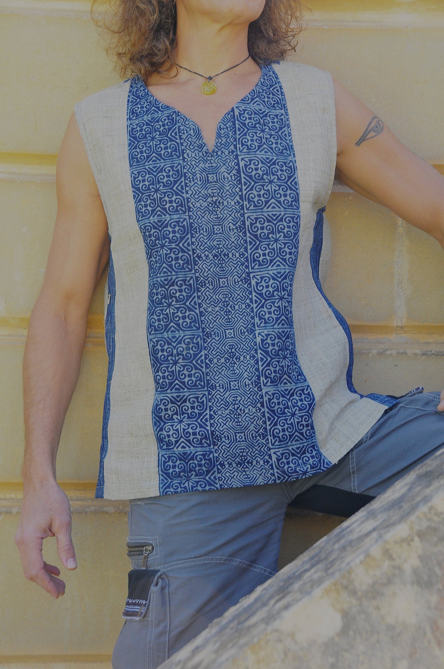 ARAGORN mens block print hemp top~Ivory sky