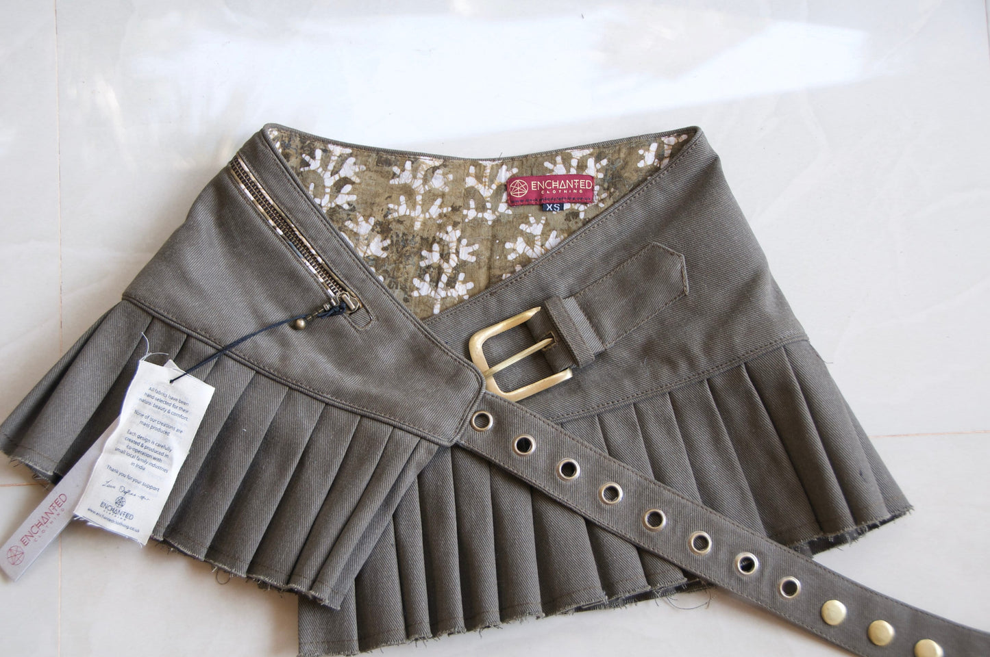 LILITH canvas pleated micro mini skirt ~ Moss mink