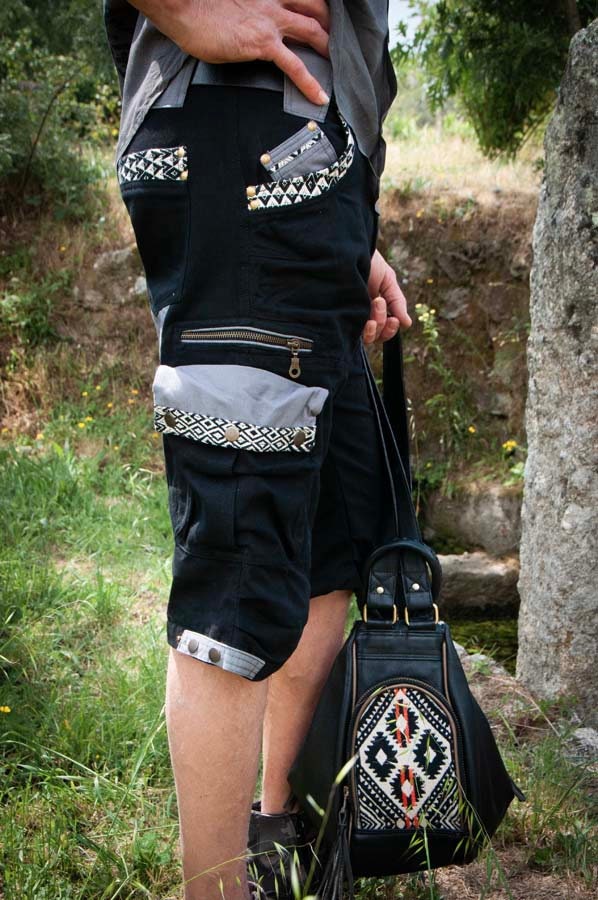 PIKARO cotton canvas cargo shorts~Noir